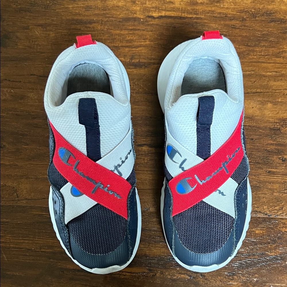 Champion Kids Athletic Slip-On Sneakers in Navy & Red Size 1 - Picture 2 of 12